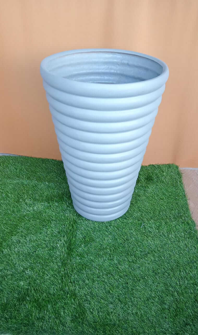 Ribs Planter , H-710mm, D-510mm